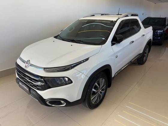 FIAT TORO 2.0 16V TURBO DIESEL VOLCANO 4WD AT9